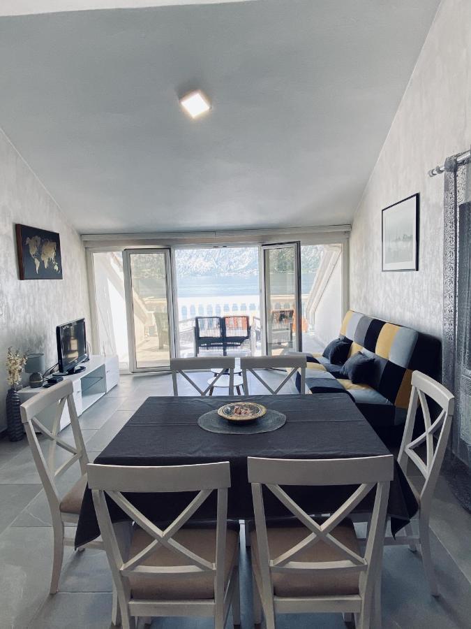 Lux Boka Sea View Apartment 코토르 외부 사진